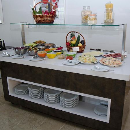 Hotel Adaria เบรา ภายนอก รูปภาพ